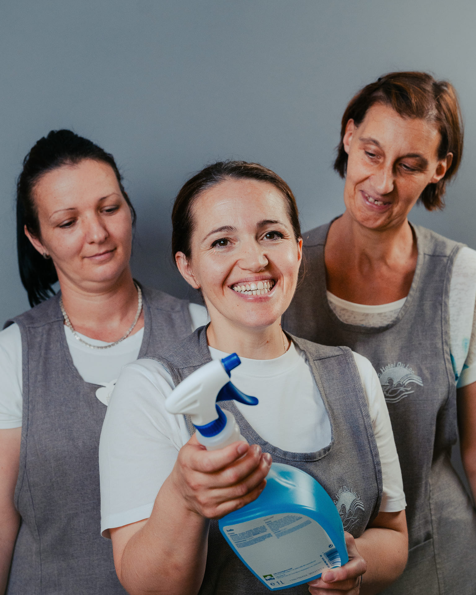 Il nostro team delle cameriere ai piani, che si prende cura delle vostre stanze ormai da anni.